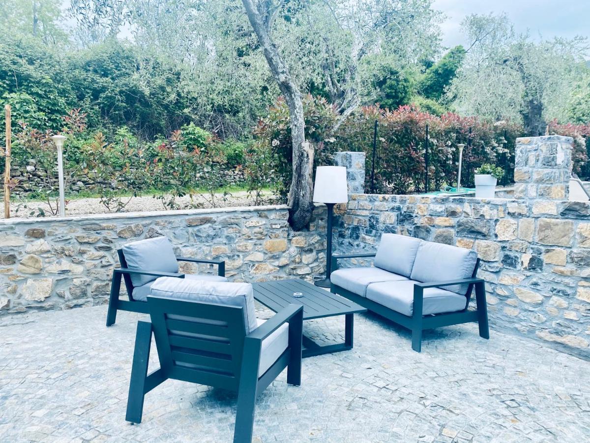 Casa Vacanze Gli Ulivi Borgomaro Luaran gambar