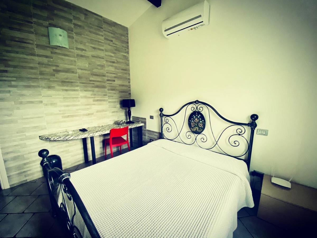 Casa Vacanze Gli Ulivi Borgomaro Luaran gambar